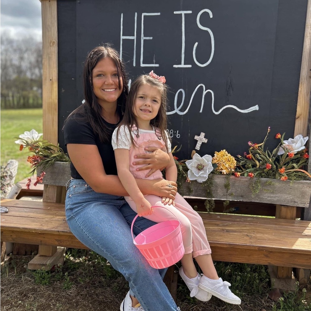 Meet your Posher, Ciera